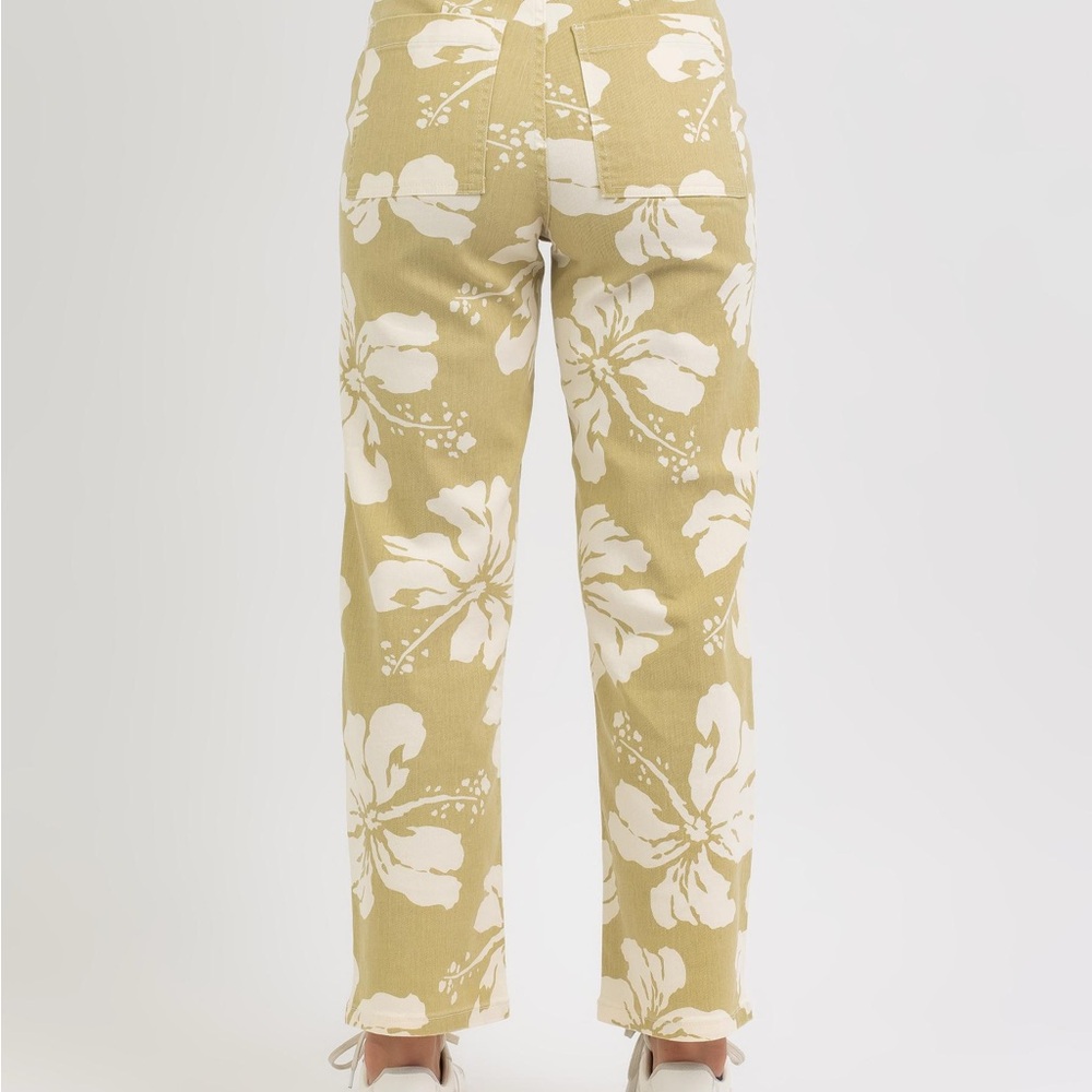 BILLABONG olive green with white hibiscus flowers, high waisted pants